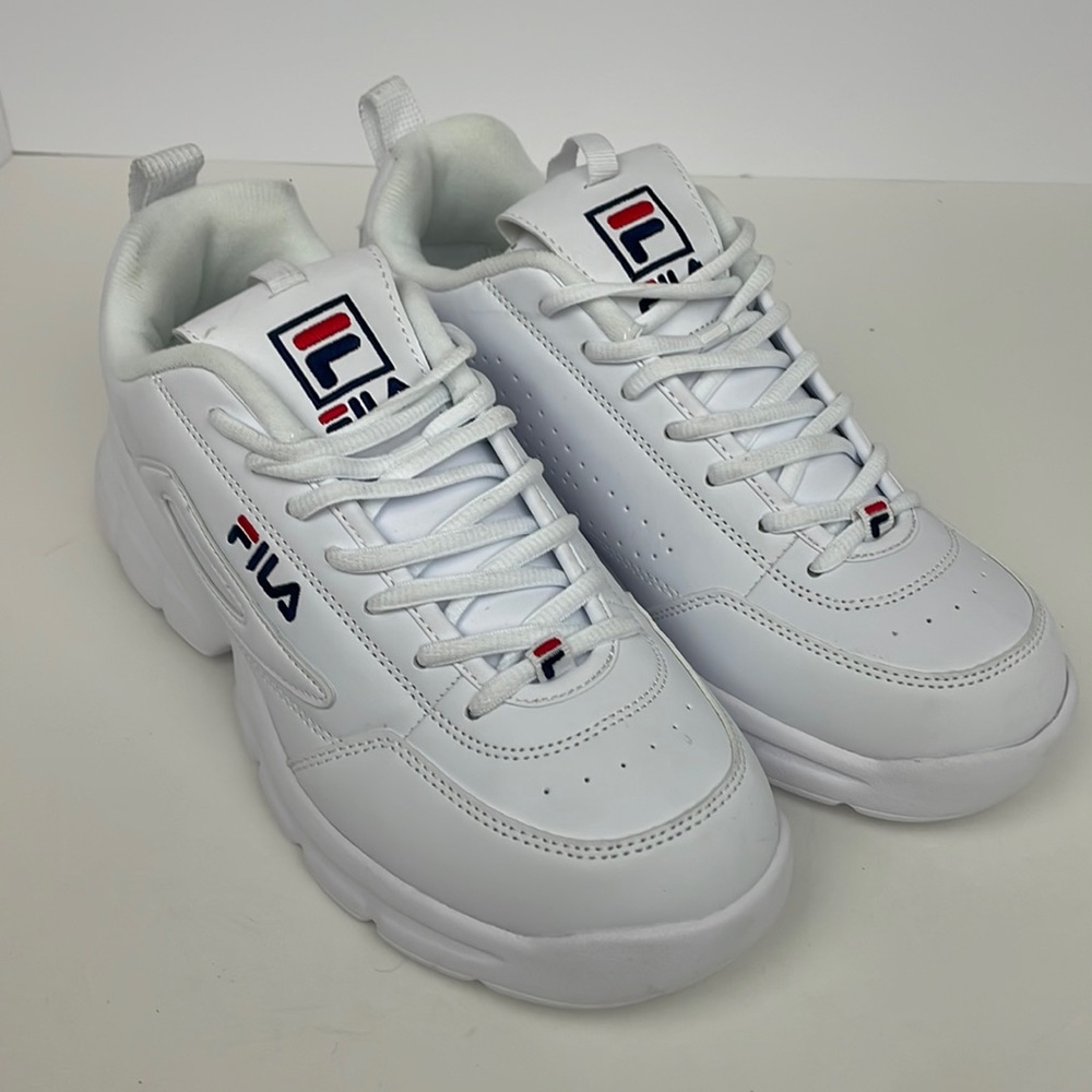 New Men’s White FILA Disruptor II Premium Sneakers Size 8.5